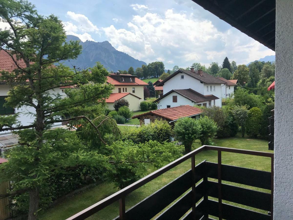 Ludwigslust - Ferienappartement Mit Bergblick Schwangau Esterno foto